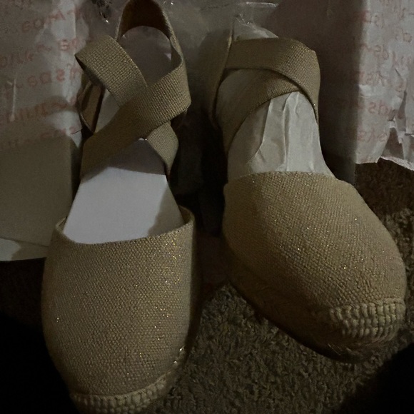 East Spirit NIB ESPADRILLE gold size 8 wide - Picture 10 of 11